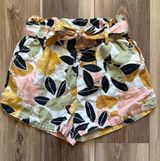 Floral Print Shorts Photo 0