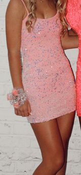 Dress Photo 0
