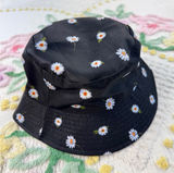 Alice + Olivia Daisy Floral Bucket Hat Black‎ White Stacey Bendet Sun Hat Photo 0