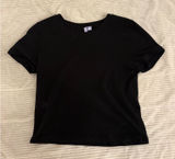 Black tee Photo 0