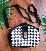 Black White Geometric Printed Double Zipper Clasp Y2K Crossbody Fashion Purse‎ Photo 0