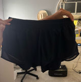 Low-Rise Lululemon Hotty Hot 2.5" Shorts Photo 0