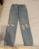 Abercrombie The 90s Straight Ultra High-Rise Distressed Light Wash Jeans Photo 0