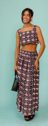 Coco Lilly’s Boutique Floral Set Pink Photo 0
