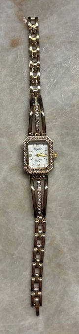 Women's vintage inspired Gold-Tone Crystal Accent Bracelet Watch Photo 0