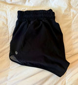 Black Hotty Lululemon Shorts Hot 2.5" Photo 0