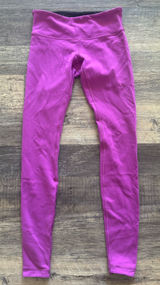 Lululemon reversible Wunder Under Pink Black leggings Size 6 Photo 0