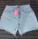 Shorts Photo 0