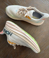 HOKA Women's Clifton 9 in the popular "Vanilla / Astral" colorway 1127896-VLS Photo 0