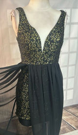🔥5/$25 sale🔥 ark & co NWT black and gold bodycon mini with sheer black chiffon Photo 0