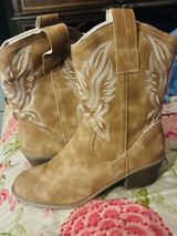 Women's Tan Western Embroidered Ankle Boots Photo 0