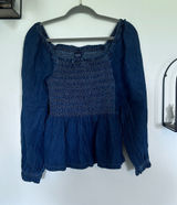 NWT Gap Denim Blue Cotton Blend Long Sleeve Smocked Top Blouse Size XS Photo 0