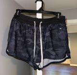 Vuori Shorts Women’s Photo 0