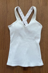 elevate tank top Photo 0
