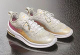 Nike Air Max Axis White / Pink Women's Running Shoes Size 8.5M Photo 0