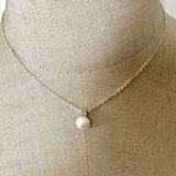 Faux pearl pendant necklace Photo 0