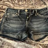 Jean Shorts Photo 0