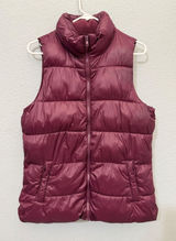 Old Navy Womens M Tall Puffer Vest Burgundy Fleece Lined Quilted Mock Neck Photo 0