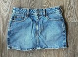 Trendy Denim Skirt Photo 0