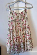 Dress Photo 0