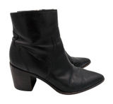 Frye Flynn Short Black Leather Pointed Toe Ankle Boots 8M 3470885-BLK Photo 0