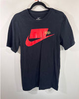 Nike Mens Graphic Tee Black Red‎ Just Do It SP/SU 2020 Short Sleeve Small Photo 0