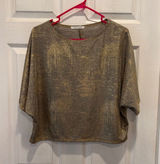 Caution to the Wind Womens Gold Metallic Foil Dolman Sleeve Boxy Crop Top Small Photo 0