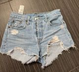 levi’s 501 shorts ripped cut-off size 25 Photo 0