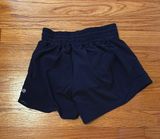 Lululemon Hotty Hot 4” Photo 0