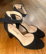 Dream Pairs Black Ankle-Strap Mid Pumps with Block Heel sz 10 NEW Photo 0