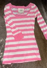 Abercrombie Pink tee Photo 0