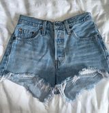 Levi’s 501 Shorts Photo 0