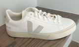 SINGLE RIGHT SHOE Veja Campo Leather Sneaker in Extra White / Natural Suede Photo 0