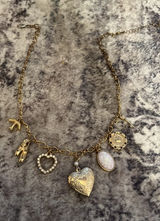 Necklace Gold Photo 0