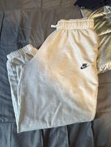 Nike Sweatpants Photo 0