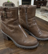 Frye and Co. 6.5 Addison Brown Ankle Chelea Boots Vegan Boho Horse Cowgirl Photo 0
