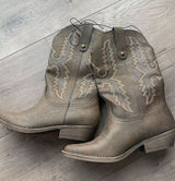 Me Too Brown faux leather cowboy boots women’s size 6 rubber heel and sole western boot Photo 0