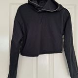 Gymshark Cropped Hoodie Black Pull Over Sweatshirt Zipper Accents Size Medium Photo 0