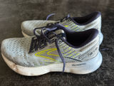 Brooks Glycerin GTS Women’s Running Shoe - Light Gray with Neon Yellow Accents Photo 0