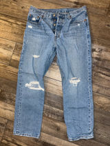 Levi’s 501 Straight Leg Photo 0