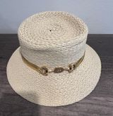 Elegant Cream Straw Hat with Gold Accent by GIANI BERNINI Photo 0