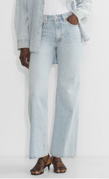 Aritzia Denim Forum Women’s Farrah Hi-Rise Wide Leg Jeans Size 28 Light Wash EUC Photo 0