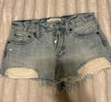 Shorts Photo 0