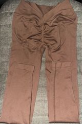 Butt Scrunch Leggings Brown Photo 0