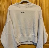Light Purple Crew Neck Photo 0