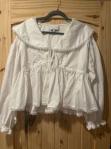 white top Size M Photo 0