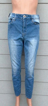 Women’s Guess Los Angeles high waist skinny Tahiana fit jeans size 30 Photo 0
