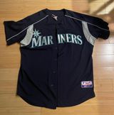 Mariner’s Baseball Jersey Photo 0