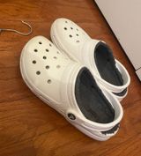 White fuzzy crocs Photo 0