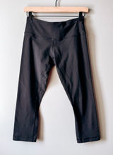 Lululemon Black High Rise Crop Leggings Size 6 Photo 0